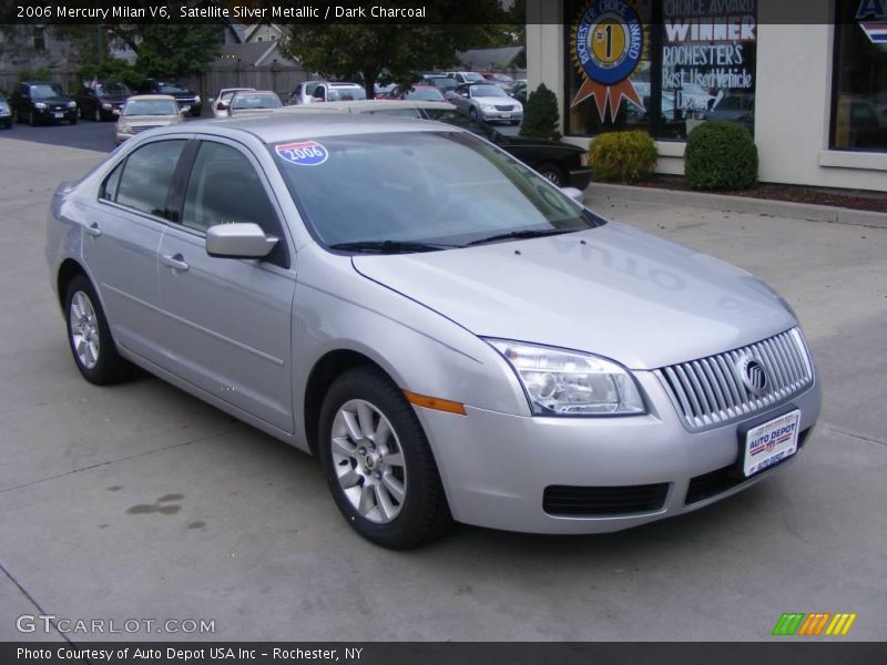 Satellite Silver Metallic / Dark Charcoal 2006 Mercury Milan V6