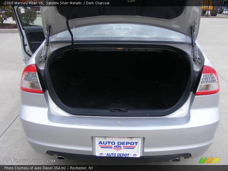 Satellite Silver Metallic / Dark Charcoal 2006 Mercury Milan V6