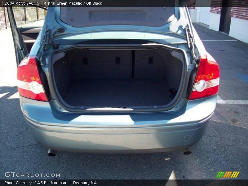 Mistral Green Metallic / Off Black 2004 Volvo S40 T5