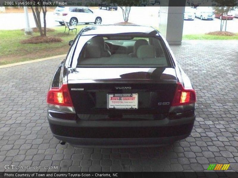 Black / Taupe 2001 Volvo S60 2.4
