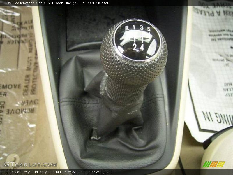 Indigo Blue Pearl / Kiesel 1999 Volkswagen Golf GLS 4 Door
