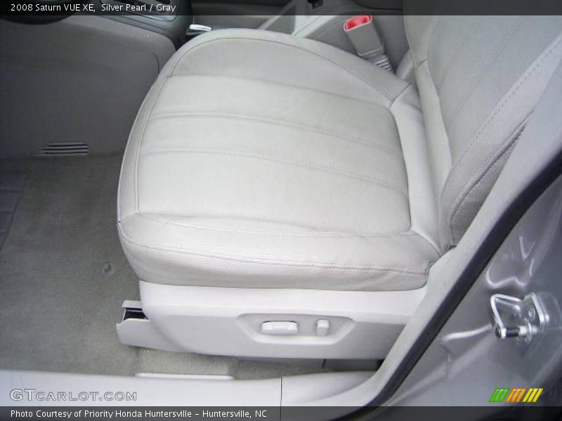 Silver Pearl / Gray 2008 Saturn VUE XE