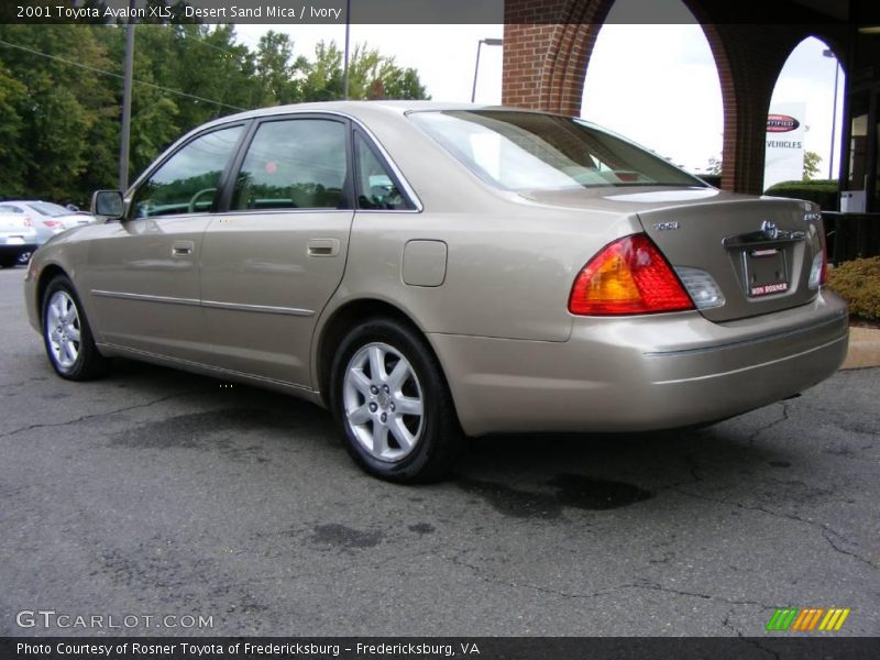 Desert Sand Mica / Ivory 2001 Toyota Avalon XLS