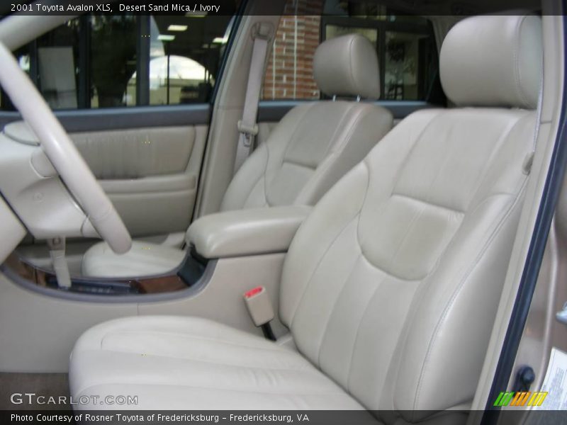 Desert Sand Mica / Ivory 2001 Toyota Avalon XLS