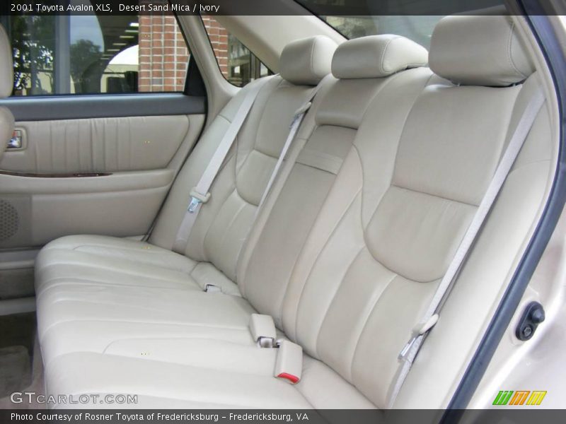 Desert Sand Mica / Ivory 2001 Toyota Avalon XLS