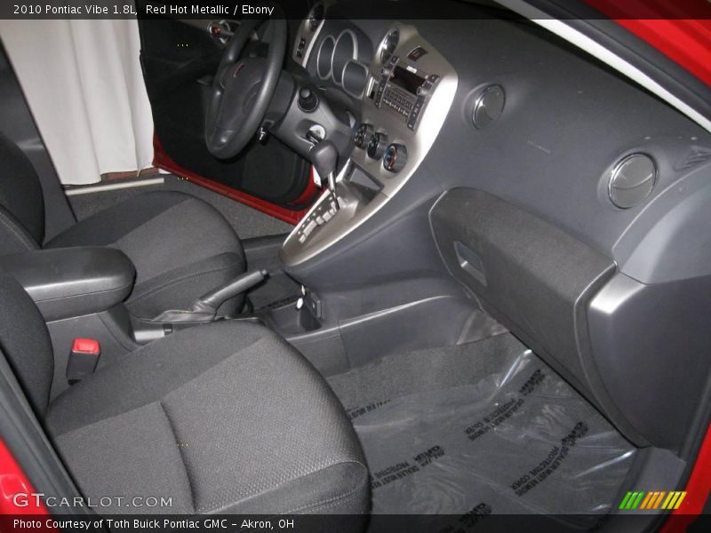 Red Hot Metallic / Ebony 2010 Pontiac Vibe 1.8L