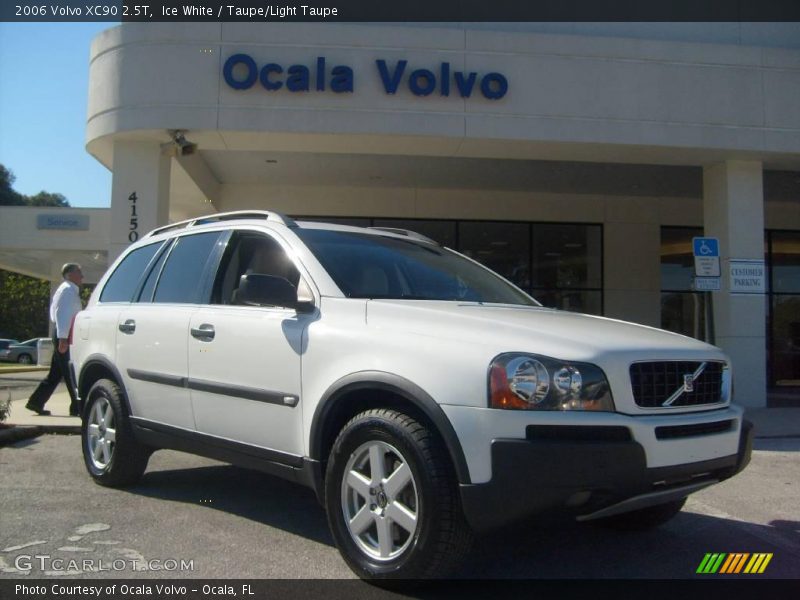 Ice White / Taupe/Light Taupe 2006 Volvo XC90 2.5T