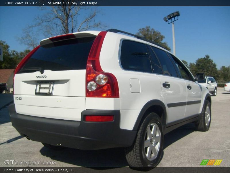 Ice White / Taupe/Light Taupe 2006 Volvo XC90 2.5T