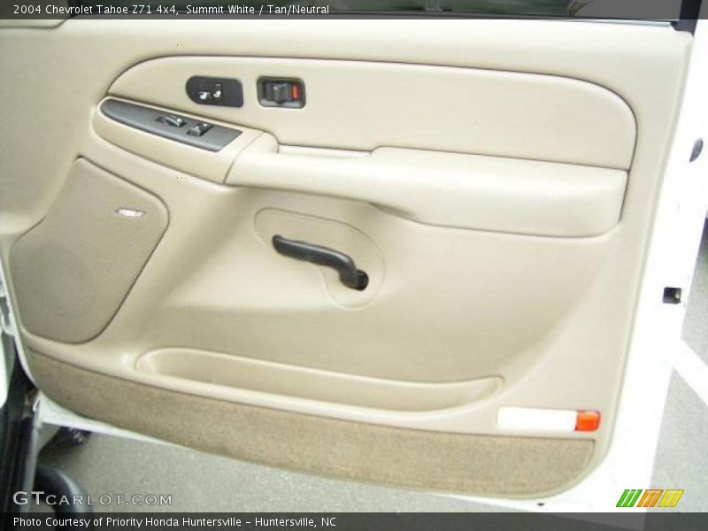 Summit White / Tan/Neutral 2004 Chevrolet Tahoe Z71 4x4