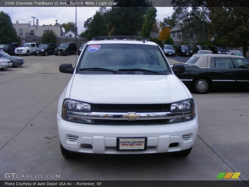 Summit White / Light Gray 2006 Chevrolet TrailBlazer LS 4x4