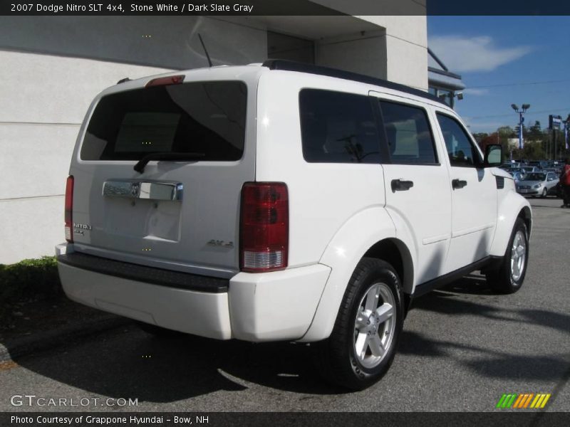 Stone White / Dark Slate Gray 2007 Dodge Nitro SLT 4x4