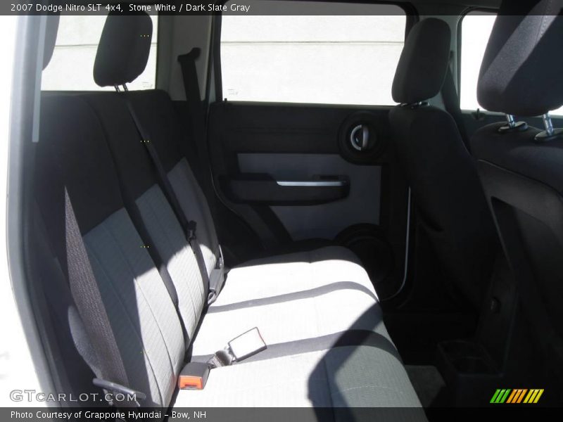 Stone White / Dark Slate Gray 2007 Dodge Nitro SLT 4x4