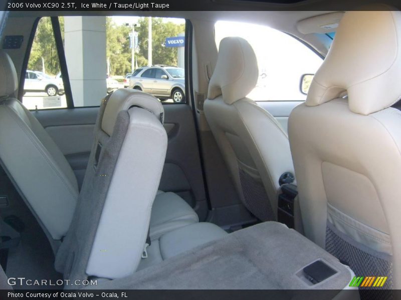 Ice White / Taupe/Light Taupe 2006 Volvo XC90 2.5T