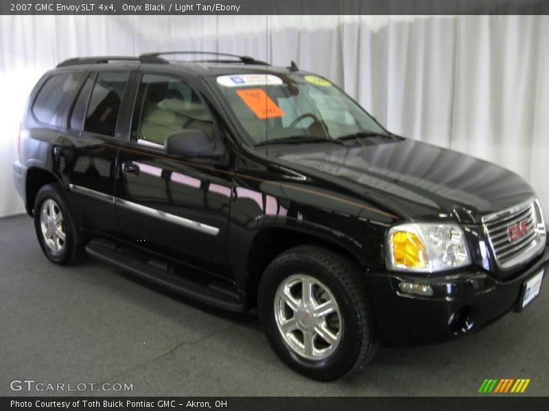 Onyx Black / Light Tan/Ebony 2007 GMC Envoy SLT 4x4