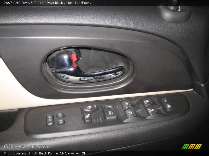 Onyx Black / Light Tan/Ebony 2007 GMC Envoy SLT 4x4
