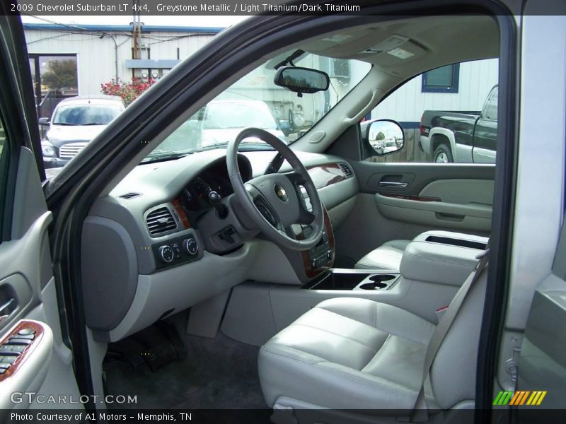 Greystone Metallic / Light Titanium/Dark Titanium 2009 Chevrolet Suburban LT 4x4