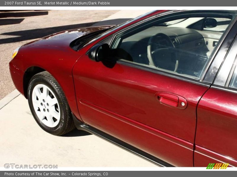 Merlot Metallic / Medium/Dark Pebble 2007 Ford Taurus SE