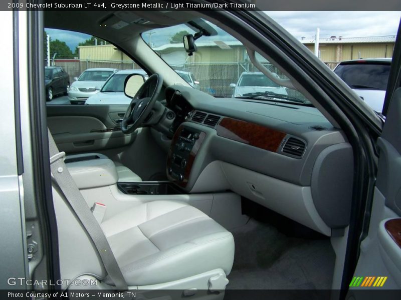 Greystone Metallic / Light Titanium/Dark Titanium 2009 Chevrolet Suburban LT 4x4