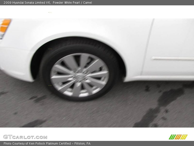 Powder White Pearl / Camel 2009 Hyundai Sonata Limited V6