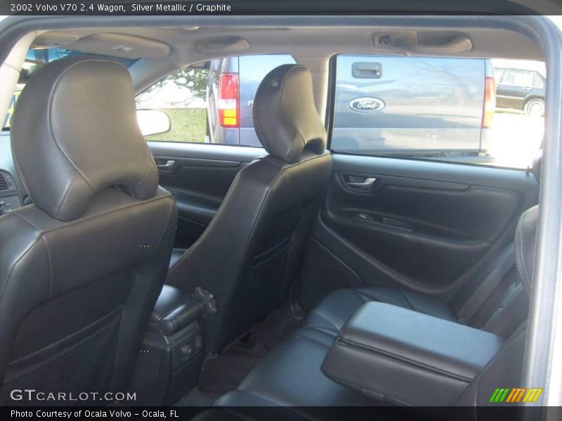 Silver Metallic / Graphite 2002 Volvo V70 2.4 Wagon