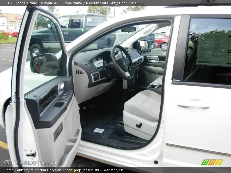 Stone White / Medium Slate Gray/Light Shale 2010 Dodge Grand Caravan SXT