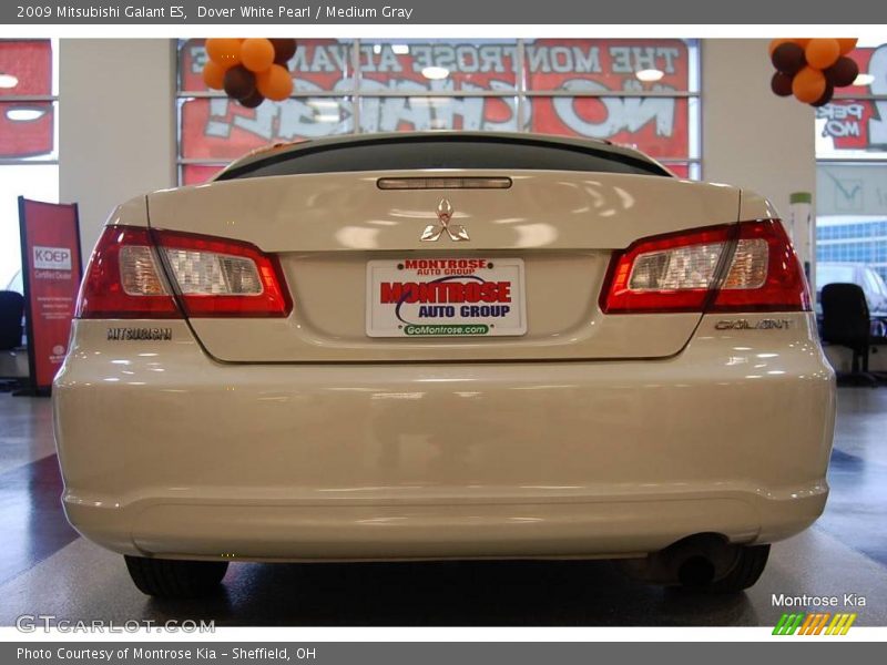 Dover White Pearl / Medium Gray 2009 Mitsubishi Galant ES