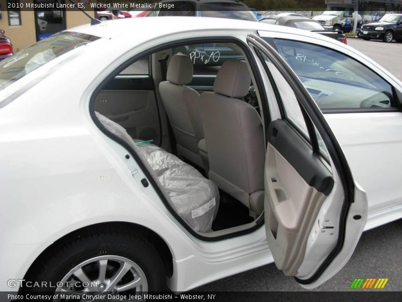 Wicked White Metallic / Beige 2010 Mitsubishi Lancer ES