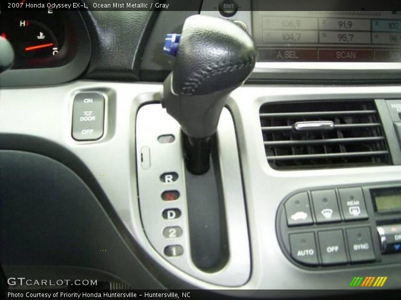 Ocean Mist Metallic / Gray 2007 Honda Odyssey EX-L
