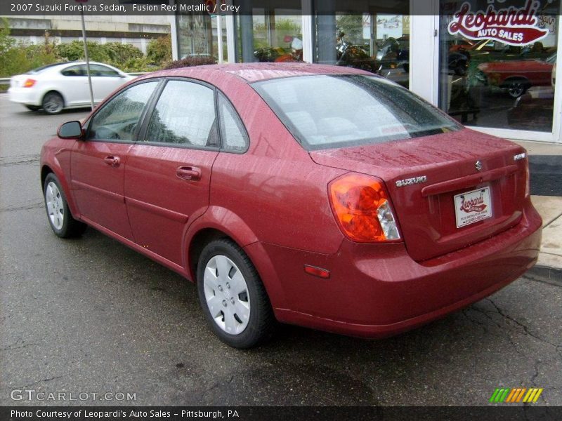 Fusion Red Metallic / Grey 2007 Suzuki Forenza Sedan