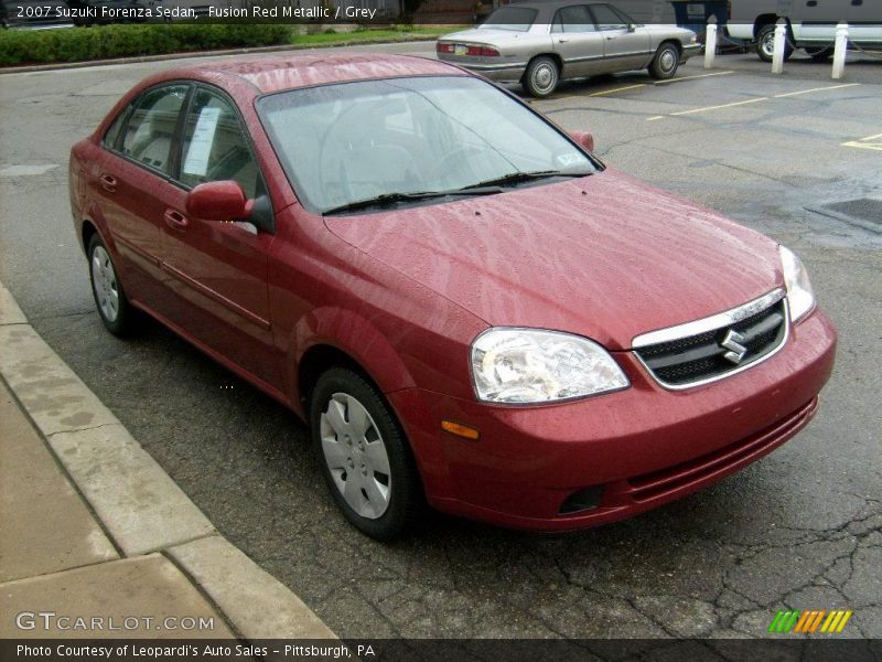 Fusion Red Metallic / Grey 2007 Suzuki Forenza Sedan