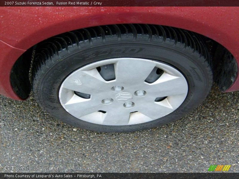 Fusion Red Metallic / Grey 2007 Suzuki Forenza Sedan