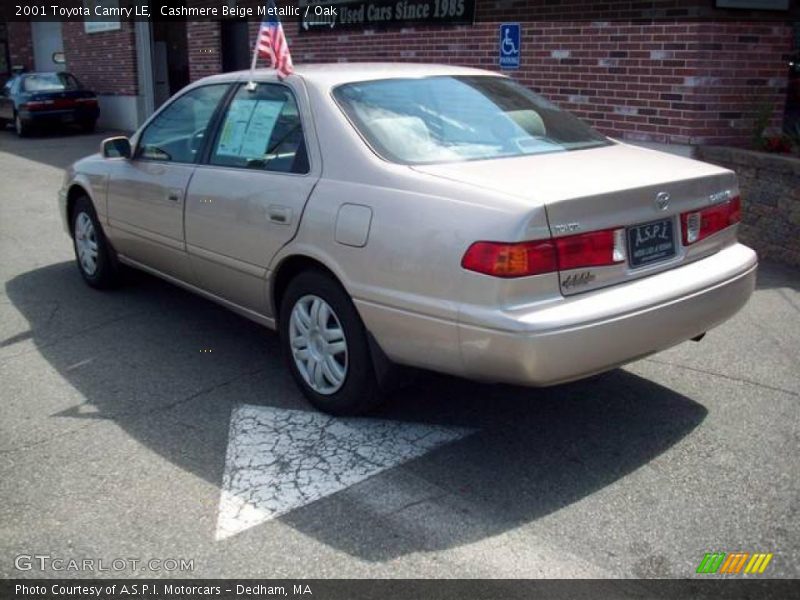Cashmere Beige Metallic / Oak 2001 Toyota Camry LE