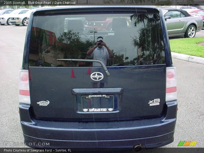 Blue Onyx Pearl / Dark Charcoal 2005 Scion xB