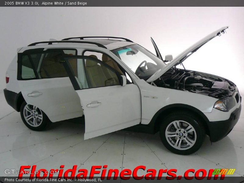 Alpine White / Sand Beige 2005 BMW X3 3.0i