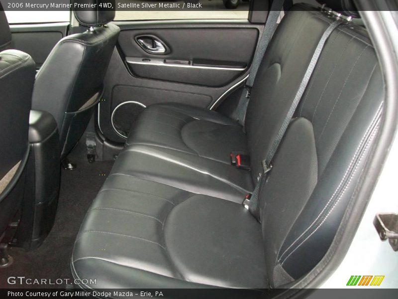 Satellite Silver Metallic / Black 2006 Mercury Mariner Premier 4WD