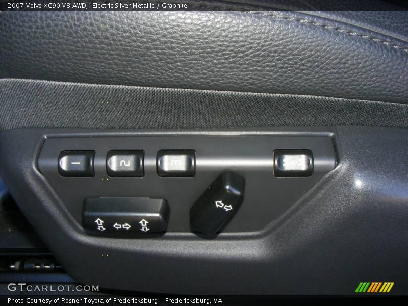 Electric Silver Metallic / Graphite 2007 Volvo XC90 V8 AWD