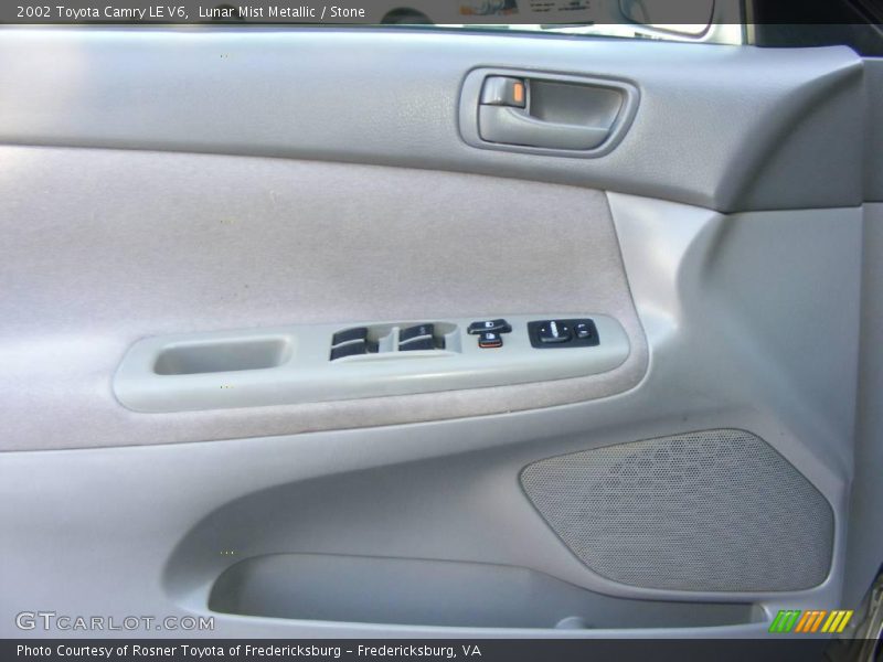 Lunar Mist Metallic / Stone 2002 Toyota Camry LE V6
