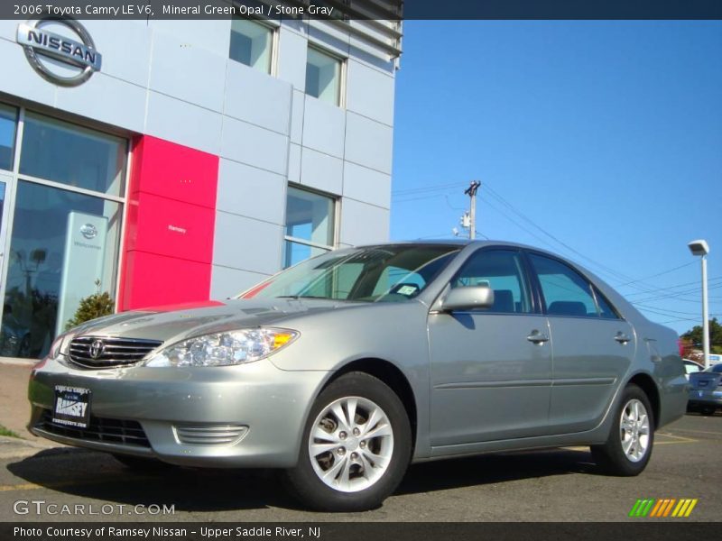 Mineral Green Opal / Stone Gray 2006 Toyota Camry LE V6