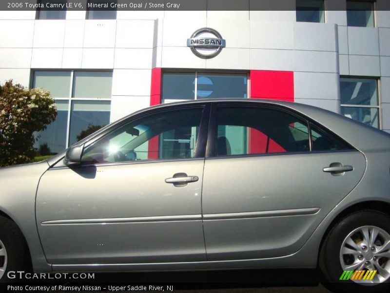 Mineral Green Opal / Stone Gray 2006 Toyota Camry LE V6