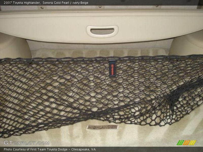 Sonora Gold Pearl / Ivory Beige 2007 Toyota Highlander