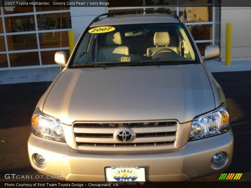 Sonora Gold Pearl / Ivory Beige 2007 Toyota Highlander