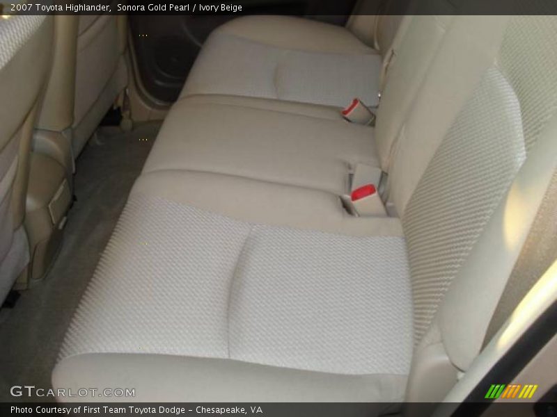 Sonora Gold Pearl / Ivory Beige 2007 Toyota Highlander