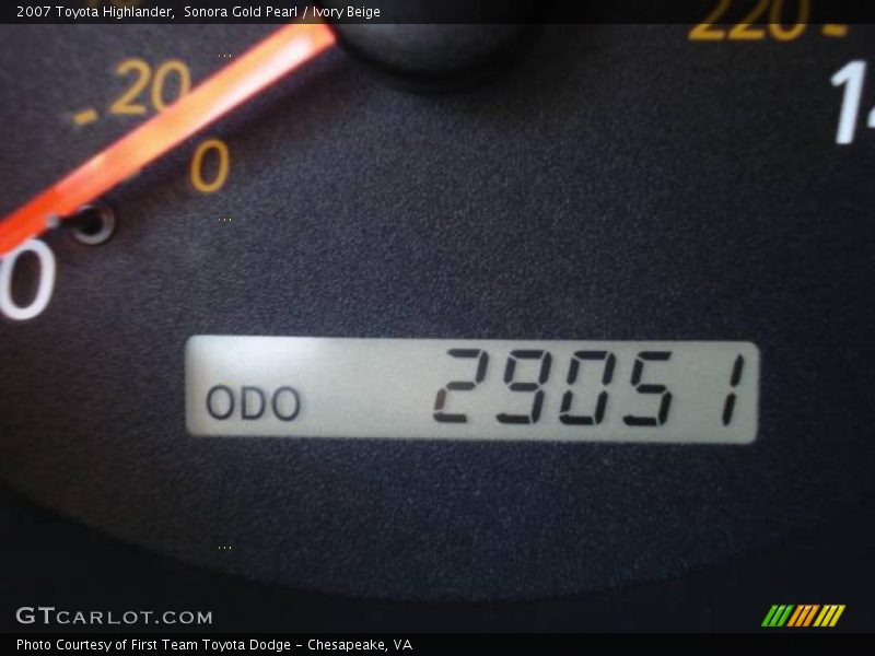 Sonora Gold Pearl / Ivory Beige 2007 Toyota Highlander
