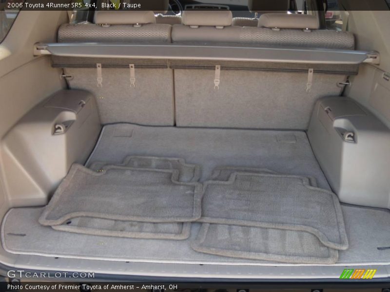 Black / Taupe 2006 Toyota 4Runner SR5 4x4