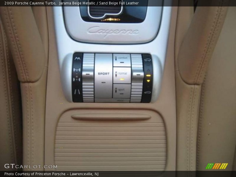 Jarama Beige Metallic / Sand Beige Full Leather 2009 Porsche Cayenne Turbo