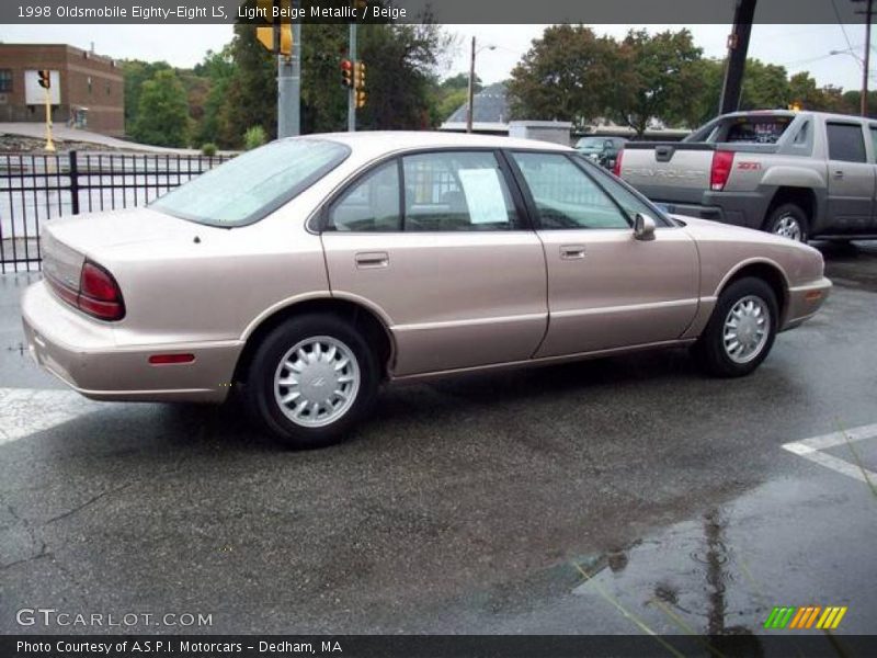 Light Beige Metallic / Beige 1998 Oldsmobile Eighty-Eight LS