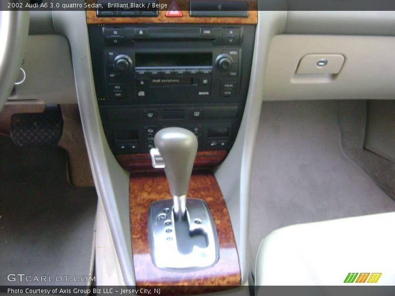 Brilliant Black / Beige 2002 Audi A6 3.0 quattro Sedan