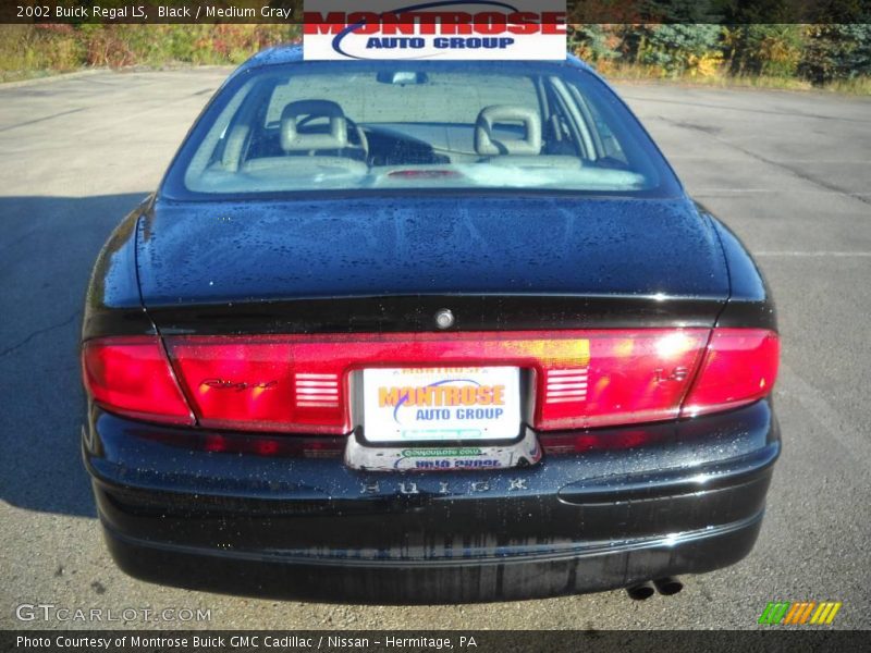 Black / Medium Gray 2002 Buick Regal LS