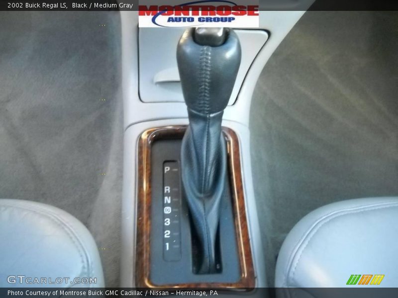 Black / Medium Gray 2002 Buick Regal LS