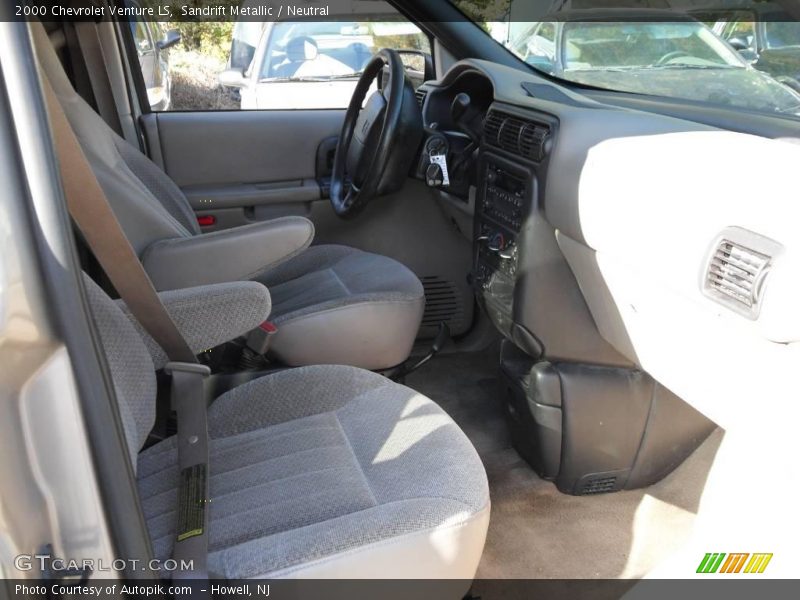Sandrift Metallic / Neutral 2000 Chevrolet Venture LS